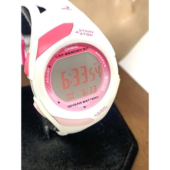 Casio Women's Watch STR300 Runner Lap Counter White Pink Resin Digital 2575 35mm - Picture 1 of 14